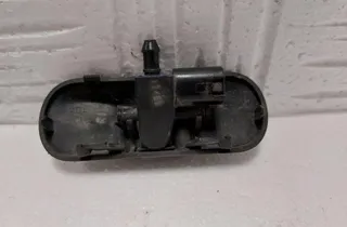 VOLKSWAGEN Passat B6 (2005-2010) Ακροφύσιο παρμπρίζ 5M0955986 31478557