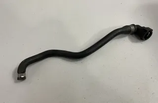 BMW 6 Series E63/E64 (2003-2010) Σωλήνας σωλήνα ψυκτικού υγρού 7787449 13613140