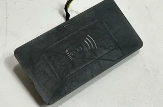 BMW 3 Series G20/G21/G28 (2018-2024) Σταθμός ασύρματης φόρτισης 5A1DB18,5A62826,5A81515,5A3E813 25254022