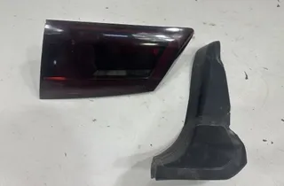 BMW 5 Series G30/G31 (2016-2023) Δεξιά Πίσω Φανάρι Πόρτας 7382960,7376476 26594881