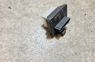 CITROËN C4 3 generation (2020-2023) Ρελέ ανεμιστήρα ανεμιστήρα H20P10,MLN112 33811404