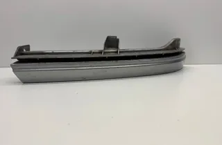 OPEL Zafira A (1999-2003) Μπροστινή δεξιά επένδυση προβολέων 90580652 34983930