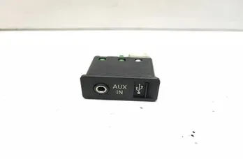 BMW X1 E84 (2009-2015) USB 9129652 33632553