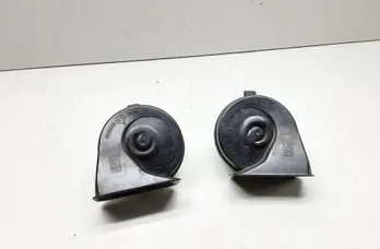BMW 3 Series E90/E91/E92/E93 (2004-2013) Σήμα κόρνας E30055306 33702150