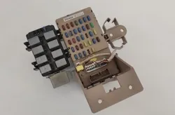 SUBARU Outback 3 generation (2003-2009) Κουτί ασφαλειών 307100,82201AG010 18085719