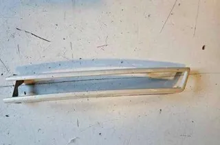 VOLKSWAGEN Passat B6 (2005-2010) Μπροστινή δεξιά επένδυση προβολέων 3C0807717 34684213