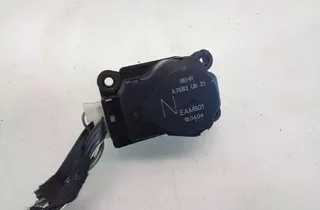 MERCEDES-BENZ S-Class W220 (1998-2005) Ενεργοποιητής κινητήρα με πτερύγιο θερμαντήρα εσωτερικού χώρου A7583UB21 35070764