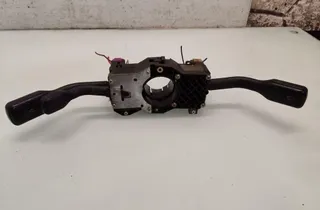 AUDI A4 B5/8D (1994-2001) Διακόπτης μοχλού υαλοκαθαριστήρα ένδειξης 35077229