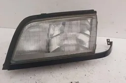 MERCEDES-BENZ C-Class W202/S202 (1993-2001) Μπροστινή δεξιά επένδυση προβολέων 2028260177 34899283