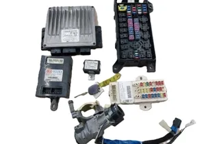 KIA Carnival UP/GQ (1999-2006) Σετ ECU κινητήρα R0410C045E,39102-4X520,0K53D67720,0K54B677B0,47361B,0K53H66760,0K53B66730A 34907561