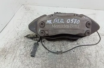 MERCEDES-BENZ M-Class W163 (1997-2005) Μπροστινή δεξιά δαγκάνα φρένου 20704604 28687231