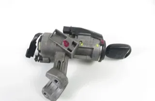 TOYOTA Corolla E120 (2000-2008) Κλείδωμα ανάφλεξης 45020024 33583866