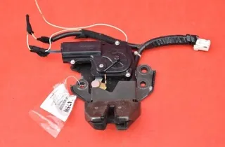 DODGE Magnum 1 generation (2003-2008) Κλείδωμα πορτ-μπαγκάζ DODGE 29498382