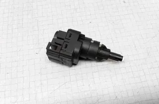 VOLKSWAGEN Polo 4 generation (2001-2009) Αισθητήρας πεντάλ φρένου 6Q0945511 32523556