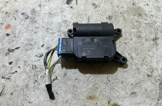 VOLKSWAGEN Passat B7 (2010-2015) Ενεργοποιητής κινητήρα με πτερύγιο θερμαντήρα εσωτερικού χώρου CZ1168802923,3C0907511A,12V07111,0132801362 35011571