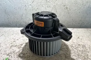 KIA Rio 4 generation (2016-2024) Ανεμιστήρας ανεμιστήρα θερμαντήρα 1603280552,B308830440 35010169