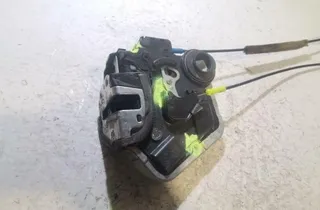 TOYOTA Avensis 2 generation (2002-2009) Κλείδωμα πίσω δεξιών πορτών 5L1311 35032139