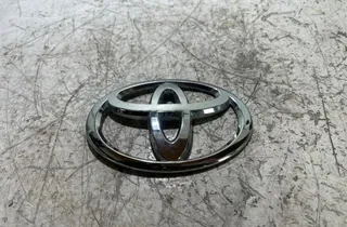 TOYOTA Avensis 3 generation (2009-2020) Σήμα κατασκευαστή αυτοκινήτων 754310D050,0D050 35009042