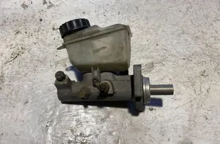 VOLVO S60 1 generation (2000-2009) Δεξαμενή υγρού φρένων 8646006 35005664