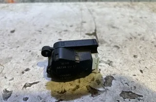 FORD Fiesta 6 generation (2008-2020) Ενεργοποιητής κινητήρα με πτερύγιο θερμαντήρα εσωτερικού χώρου 38236UA11 35021089